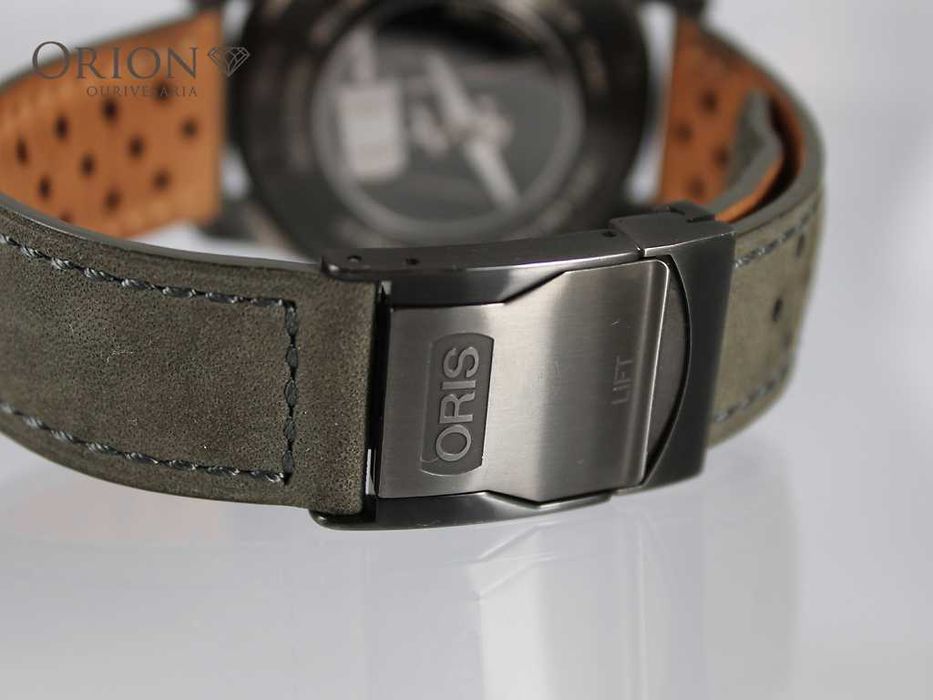 Oris Big Crown ProPilot Day Date Air Racing Edition VI // Full Set