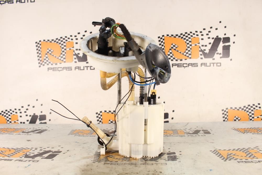 Boia combustível BMW 1 (F20)