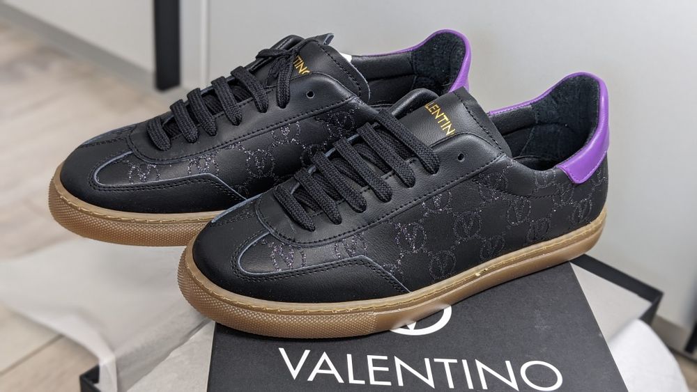 Кеди шкіряні жіночі VALENTINO ОРИГІНАЛЬНІ (made in itali)