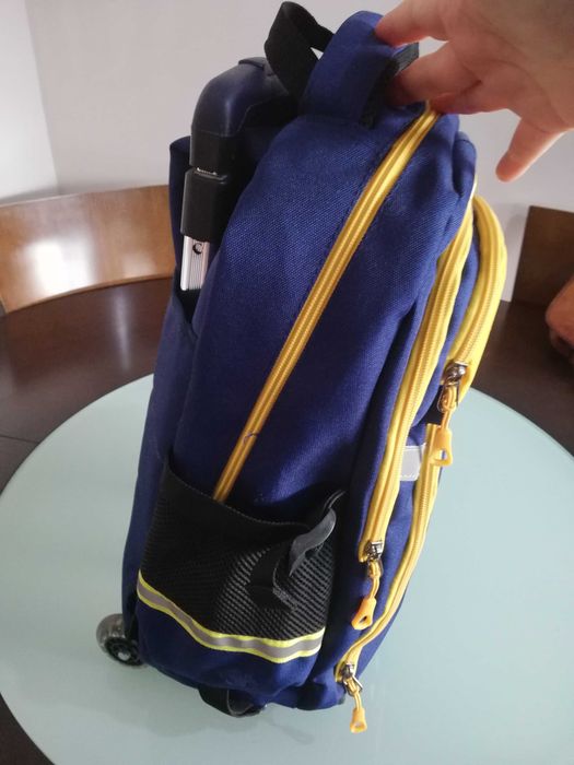 Mochila de escola Pikachu