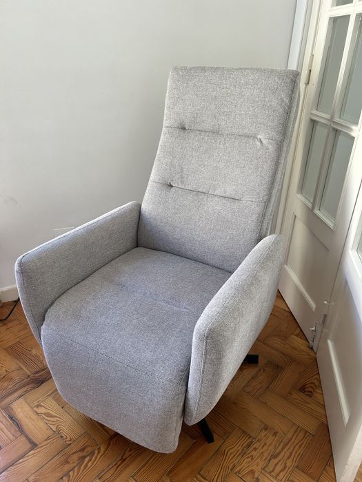 Cadeirão / Poltrona reclinável excelente estado / Casa não fumadores
