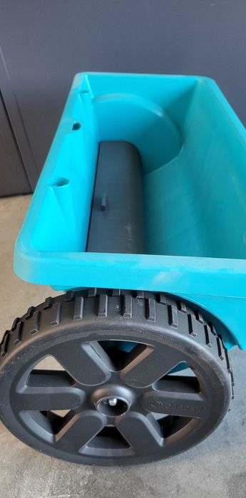 Siewnik uniwersalny L Gardena – powystawowy, sprawny, outlet