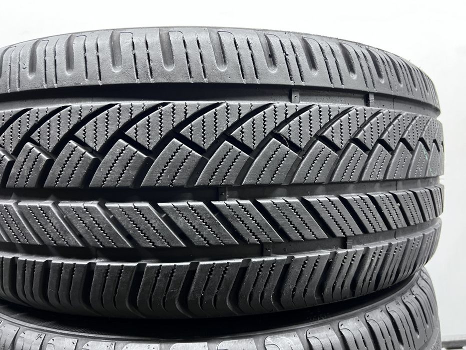 2шт всесезон 235/50/R18 6,7мм 2023р Fortuna Eco Plus 4S