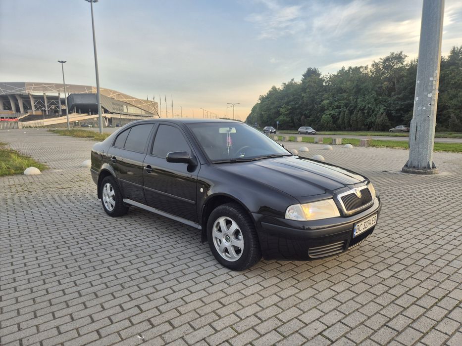 Skoda Octavia Tour Шкода Октавія