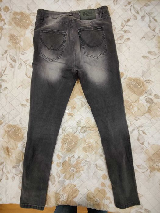 Calças de ganga Superdry  tam. 32 em excelente estado