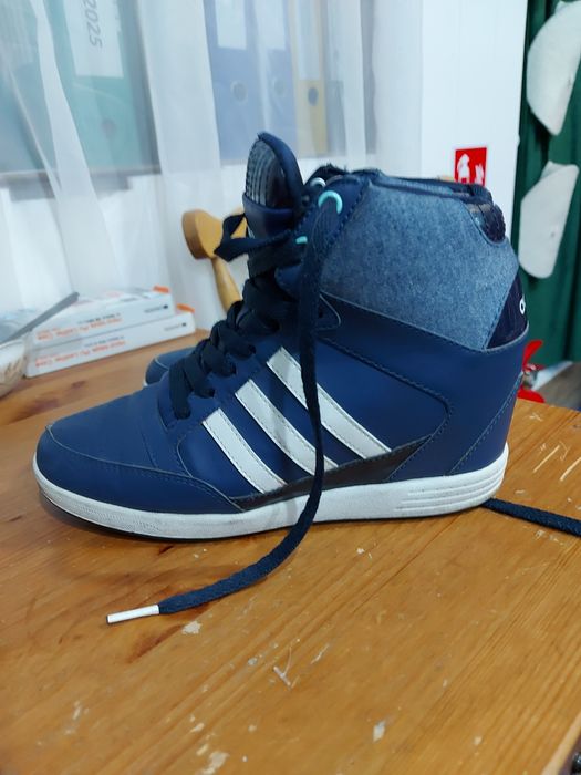 Sneakersy damskie adidas na koturnie