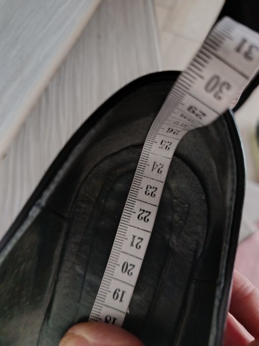 Buty damskie skórzane na koturnie Ryłko 37