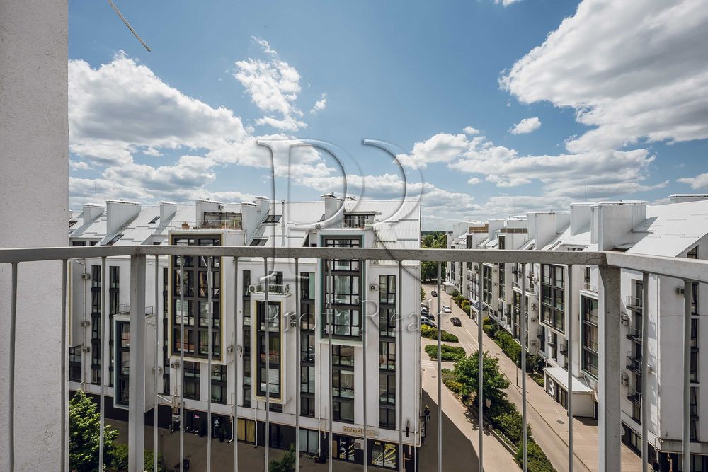 Продаж дворівневої квартири 73 м² з терасою в ЖК City Lake.