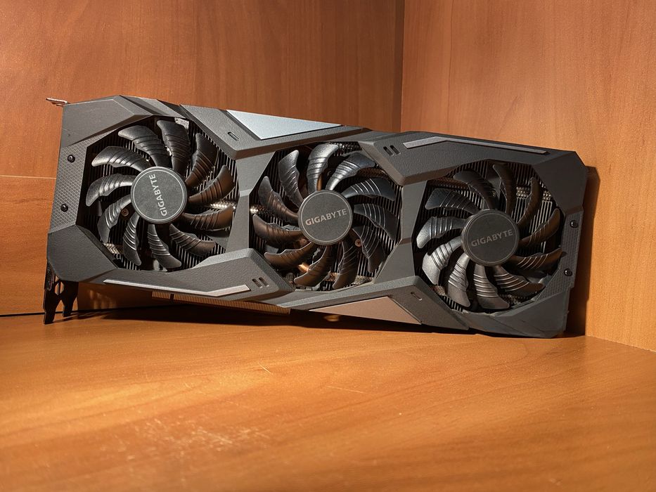 GIGABYTE Radeon RX 5700 XT Gaming OC 8GB