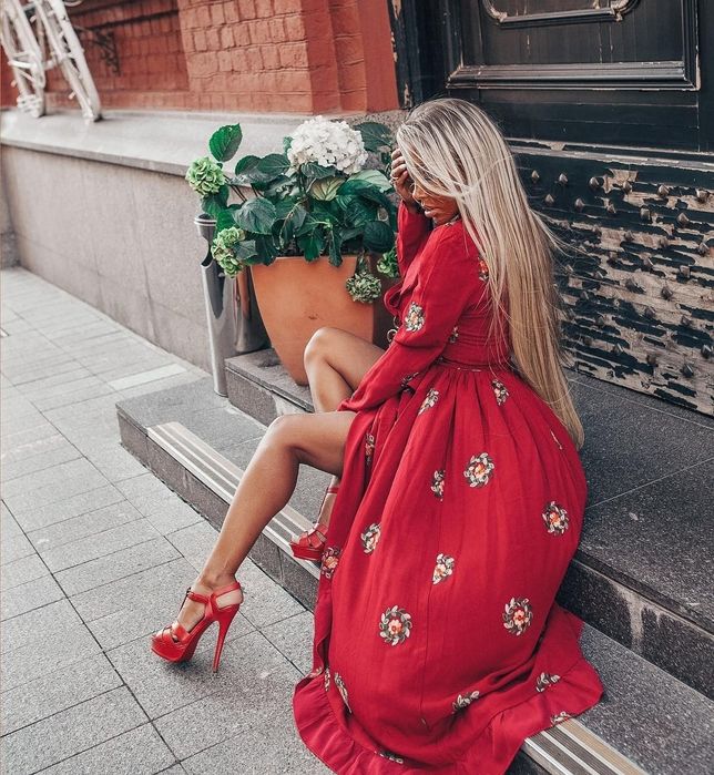 Сукня Elle Fortuna з вишивкою, розмір М