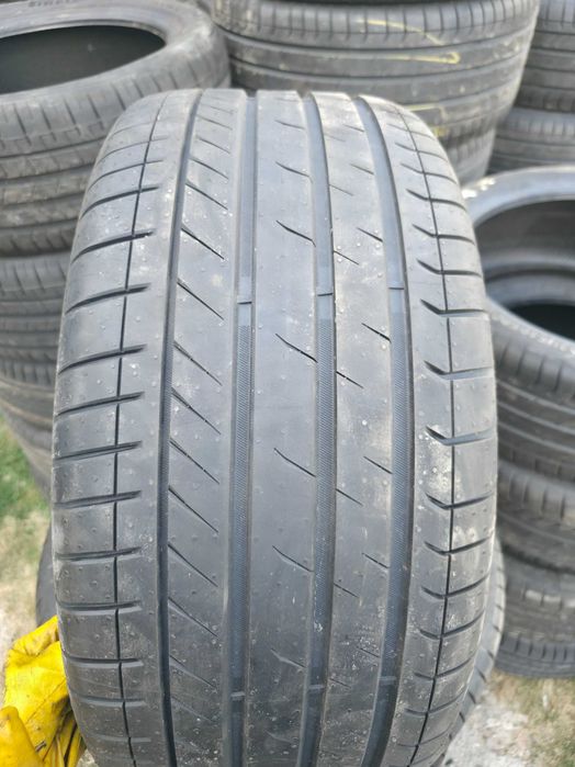 Гума літня 255/40/19 VREDESTEIN Ultrac Pro