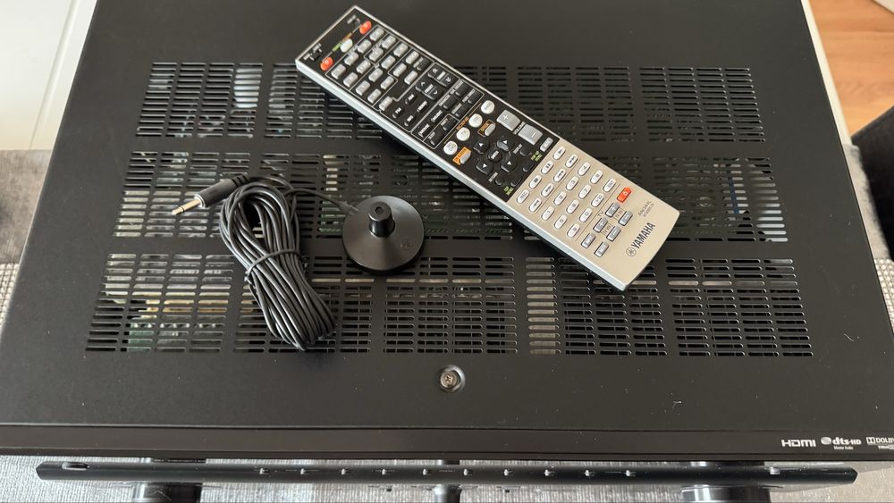 YAMAHA RX-V767  stan idealny malo uzywany