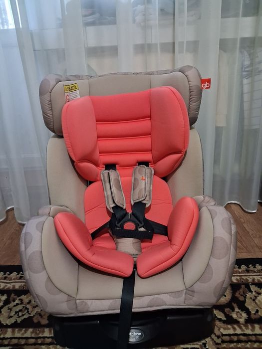 Дитяче автокрісло  від 0 до 25 кг