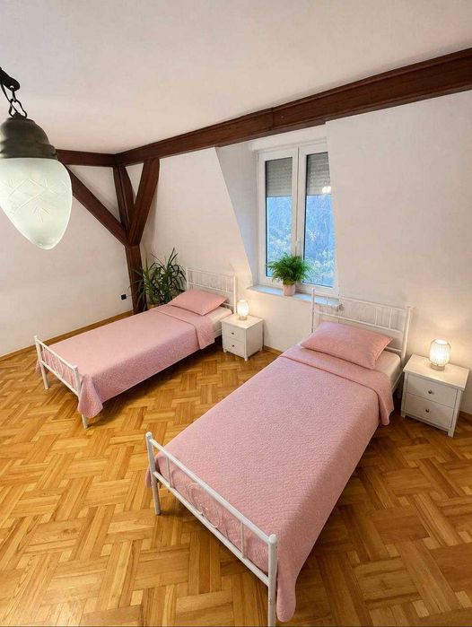 250 злотых неделя проживания - Хостел  Варшава! Hostel Wilanów  bez kaucji