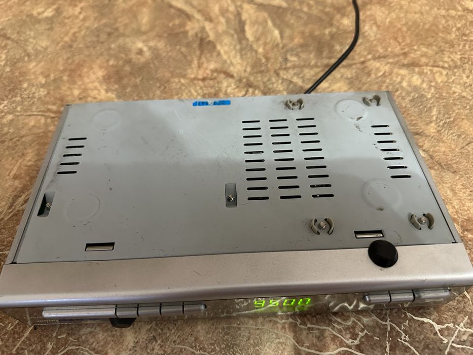 приставка для супутника digital box 4100C