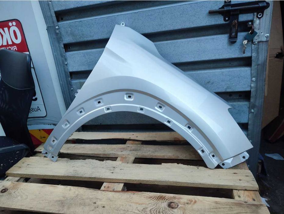 Крило переднє Hyundai Tucson 3 III TL праве або ліве оригінал разборка