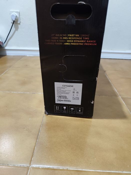 Monitor Curvo AOC Gaming C27G4ZXE VA 27" FHD 16:9 280Hz