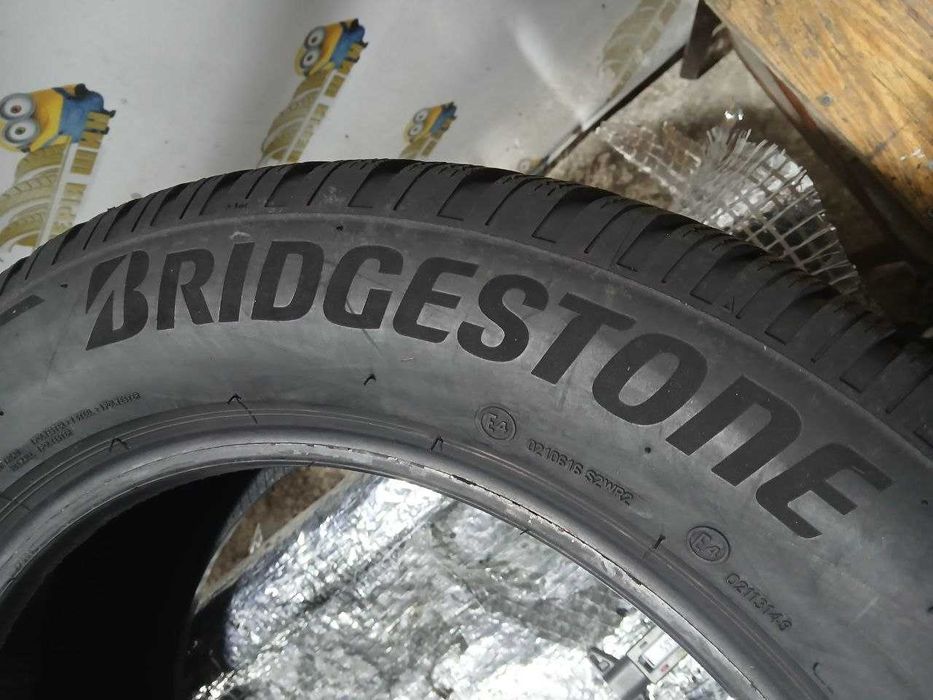 Шини Bridgestone 235/55R17. 2шт. Зима 2023р. (0689)