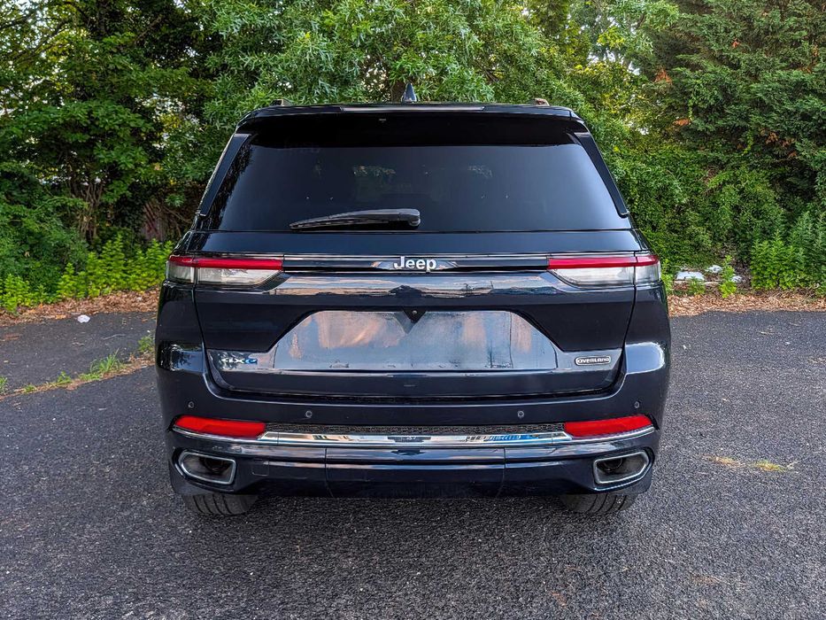 Jeep Grand Cherokee 4xe Hybrid      2024