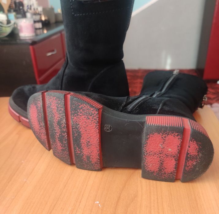 Чоботи для дівчинки зима