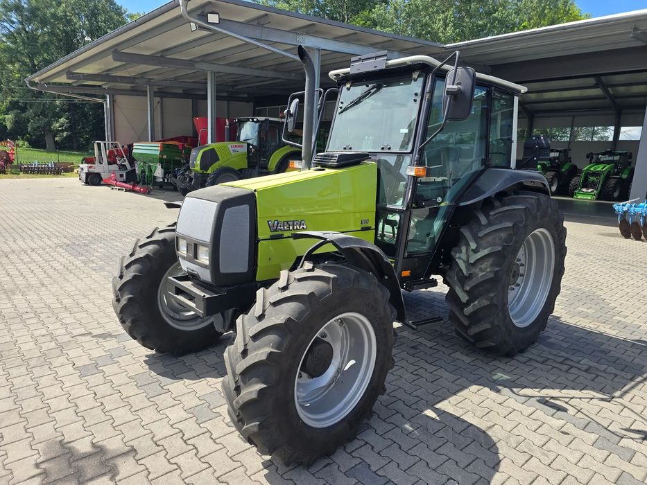 Valtra 800  Valtra 800