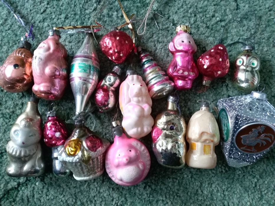 Новорічні іграшки на ялинку СРСР