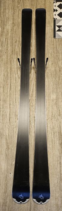 Narty Volkl 158 cm