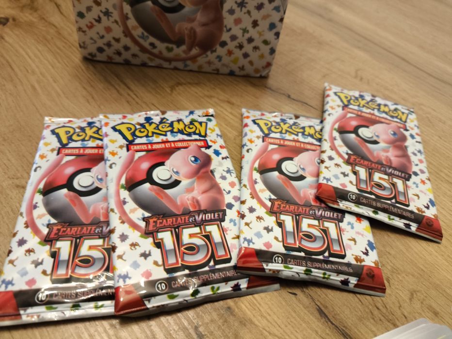 Karty pokemon 300szt