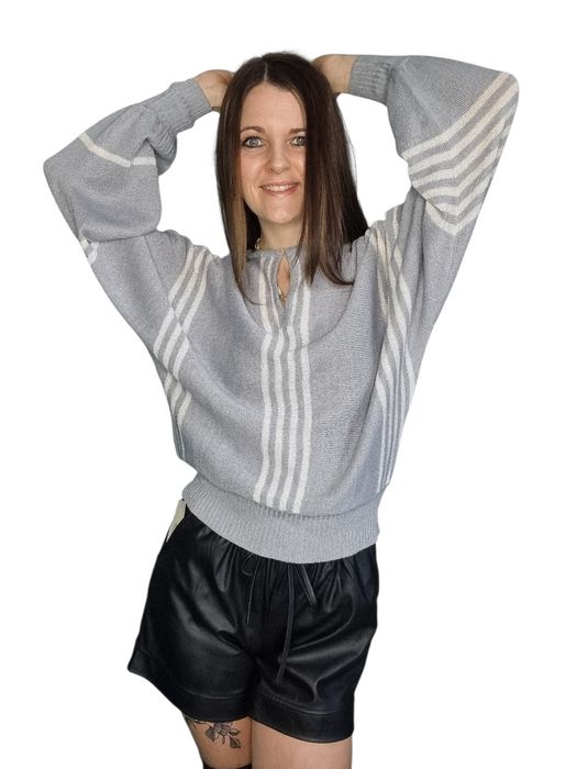 Delikatny sweterek nietoperz nicha rozmiar m