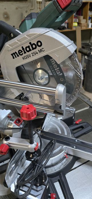 Metabo, serra de esquadrias  kGSV 254MC