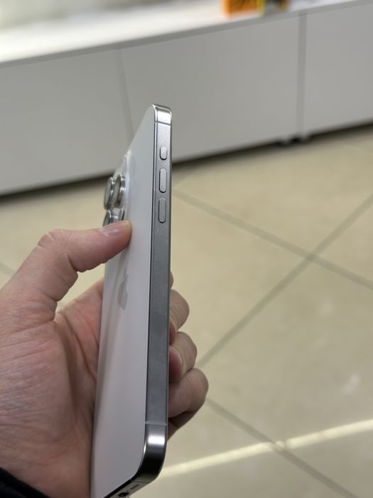 Apple iPhone 15 Pro Max 256gb white Айфон 15 Про Макс 256 білий