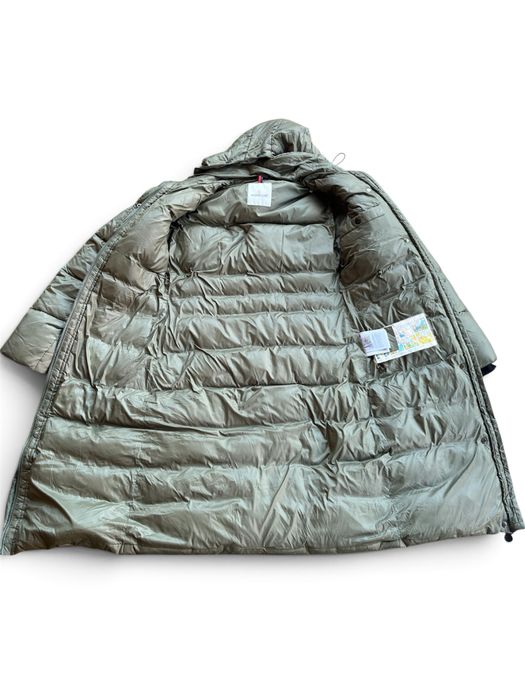 Зимовий жіночий пуховик Moncler XS