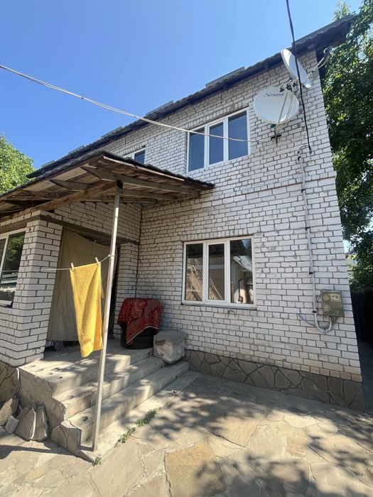 Продаж домоволодіння в лісовій частині Бучі – 12 соток затишку та можливостей!