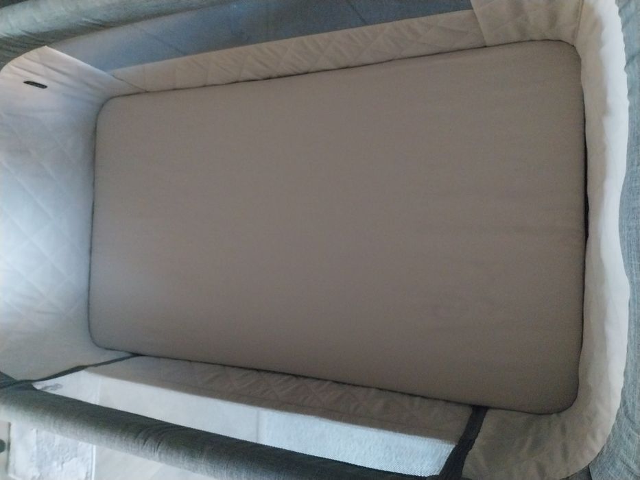 Espiro cloud - łóżeczko dostawne kojec