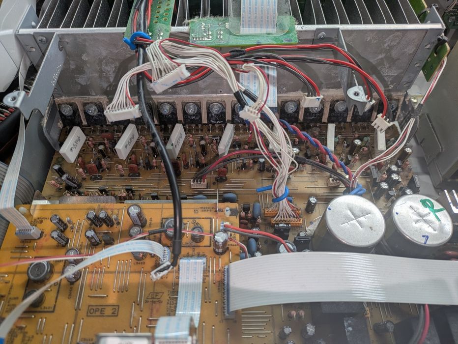 Ресівер Yamaha RX-A730 на запчастини