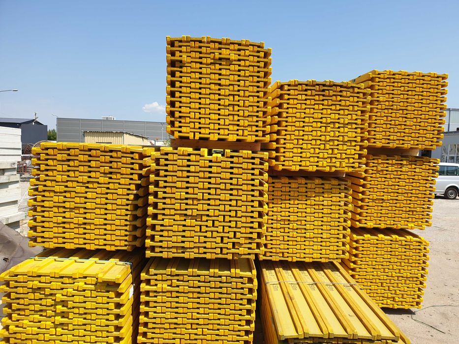 Dźwigary Stemple Podpory Rusztowania Blaty Sklejka Trójnogi Głowice