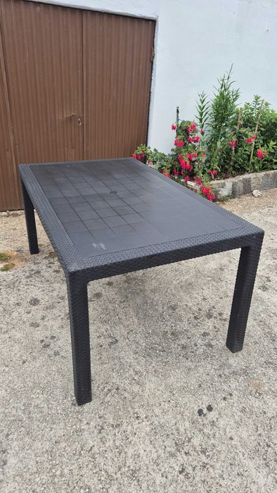 Mesa jardim e 6 cadeiras