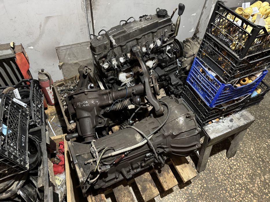 Розборка Mitsubishi Delica Space Gear 2.8 TDI 4M40 1994 рв