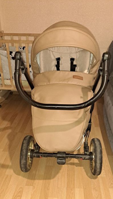 Продам коляску 2в1