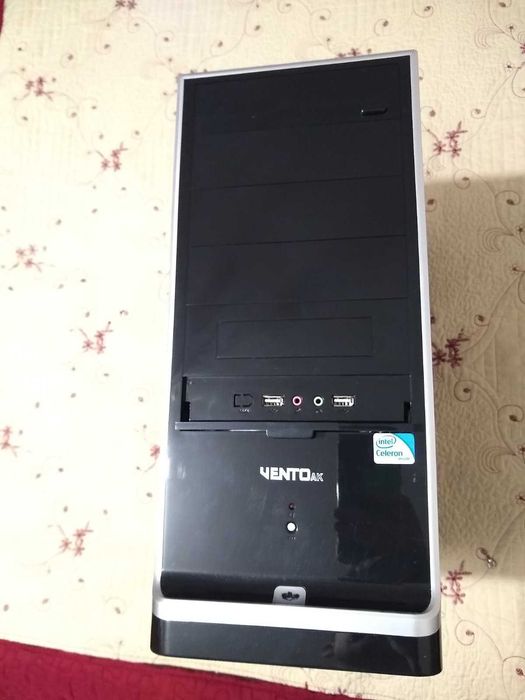 Комп`ютери / Intel E6500 2,93 GHz / 4GB / 500 Gb/ Відео HD 6670 1GB