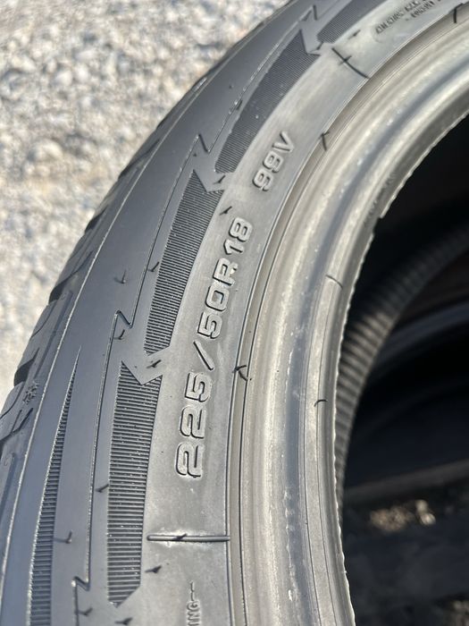 Шини 225/50 R18 Goodyear UltraGrip Perfomance+ резина бу зима