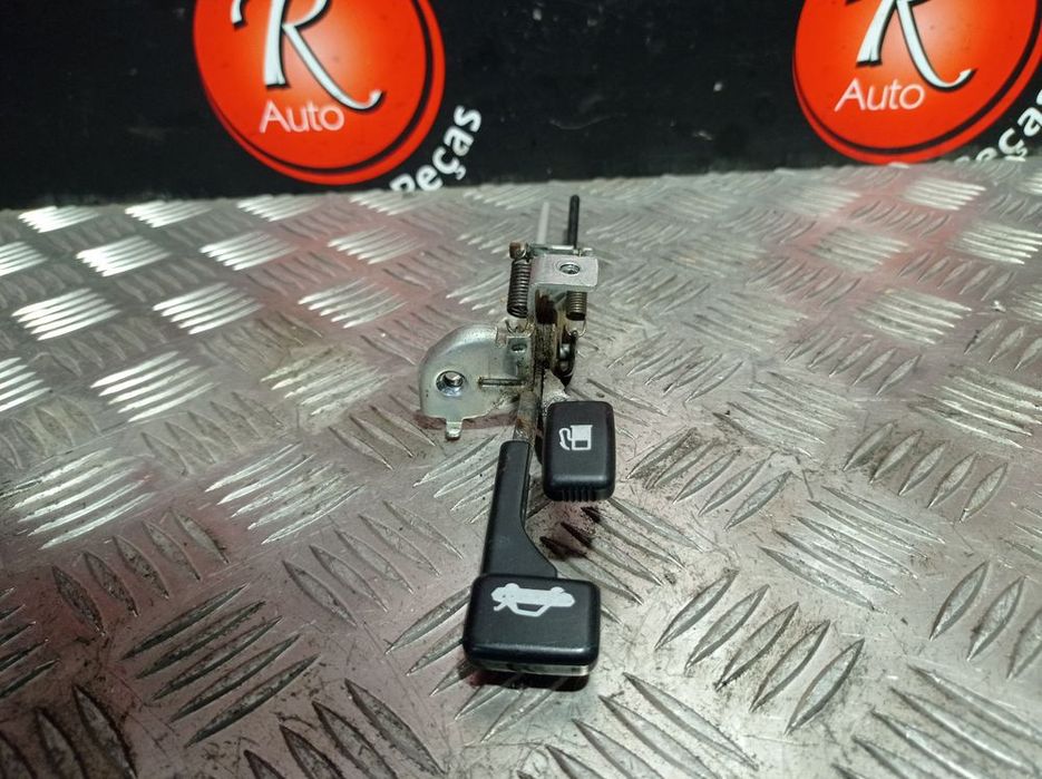 Botão De Abrir A Mala Mitsubishi Colt Iv (Ca_A)