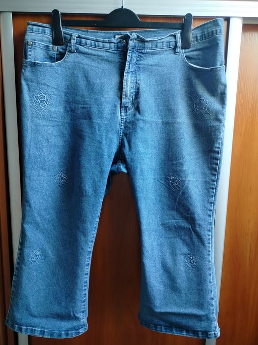 Ładne Spodnie Rybaczki jeansowe 50