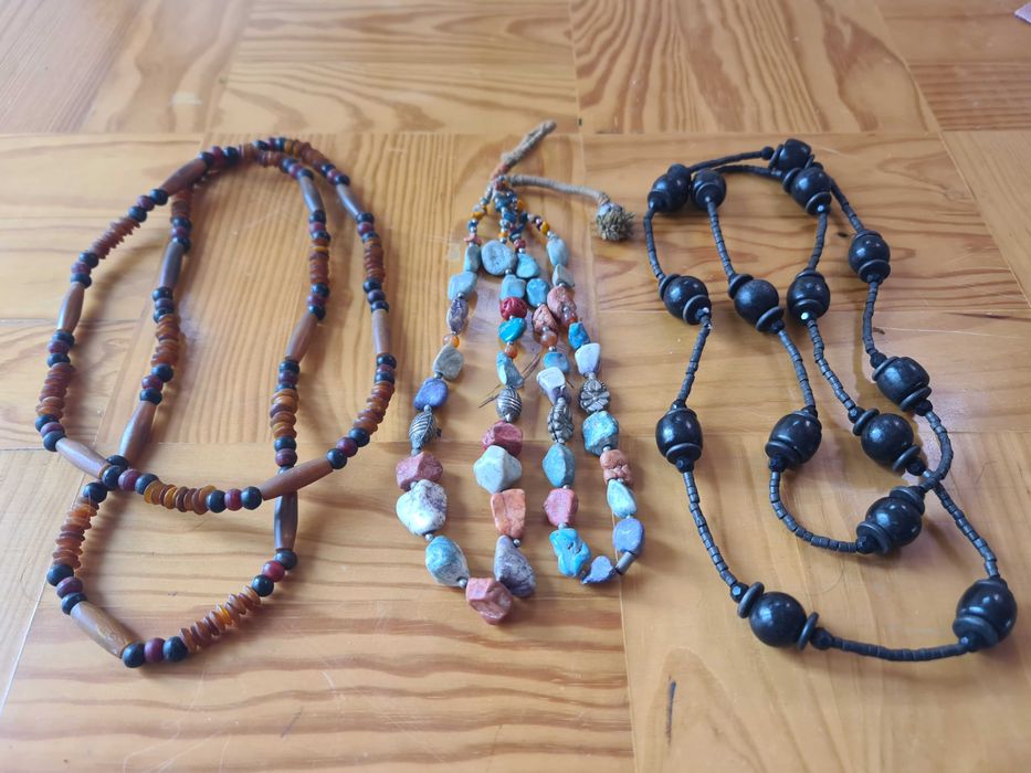 Conjunto de 43 colares