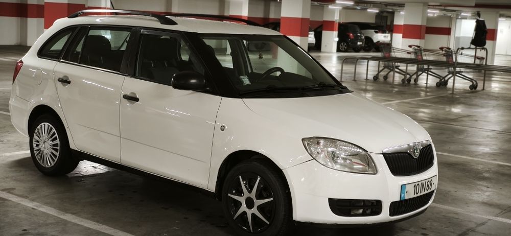 Skoda Fabia break 1.4TDI super econômico em bom estado 2490 negociável
