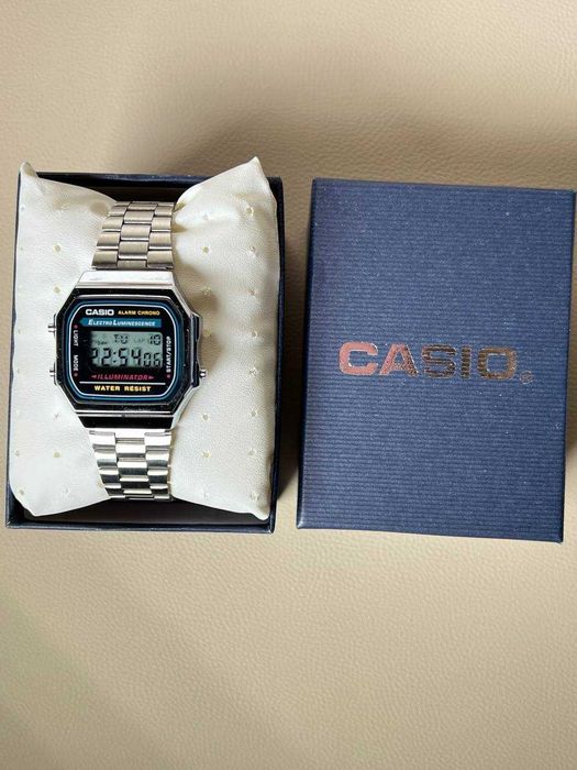Годинник Casio Vintage Iconic A168WA-1YES