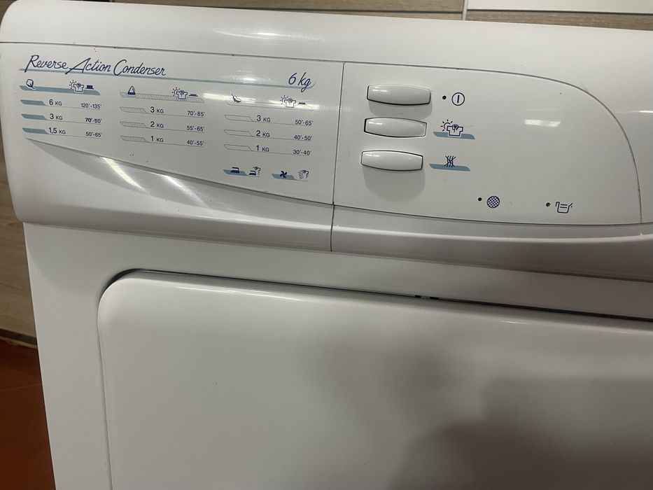 Maquina de secar roupa condensaçao