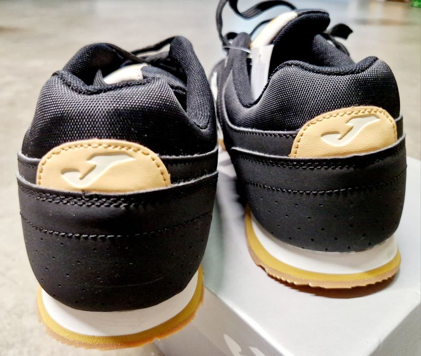 Tenis Joma original n- 45 em preto novos  na caixa
Para quem usa calça