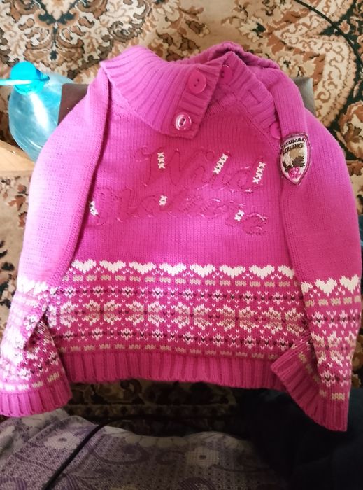 Костюм и кофта..