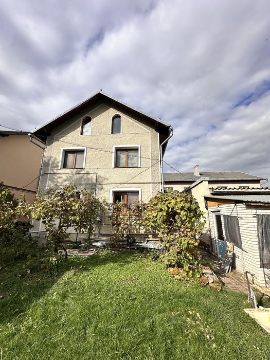 Продається будинок  у Надвірній